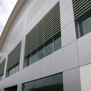 Chắn nắng C85 - Sun Louver 2 lam chan nang c85 22 e1683733965230